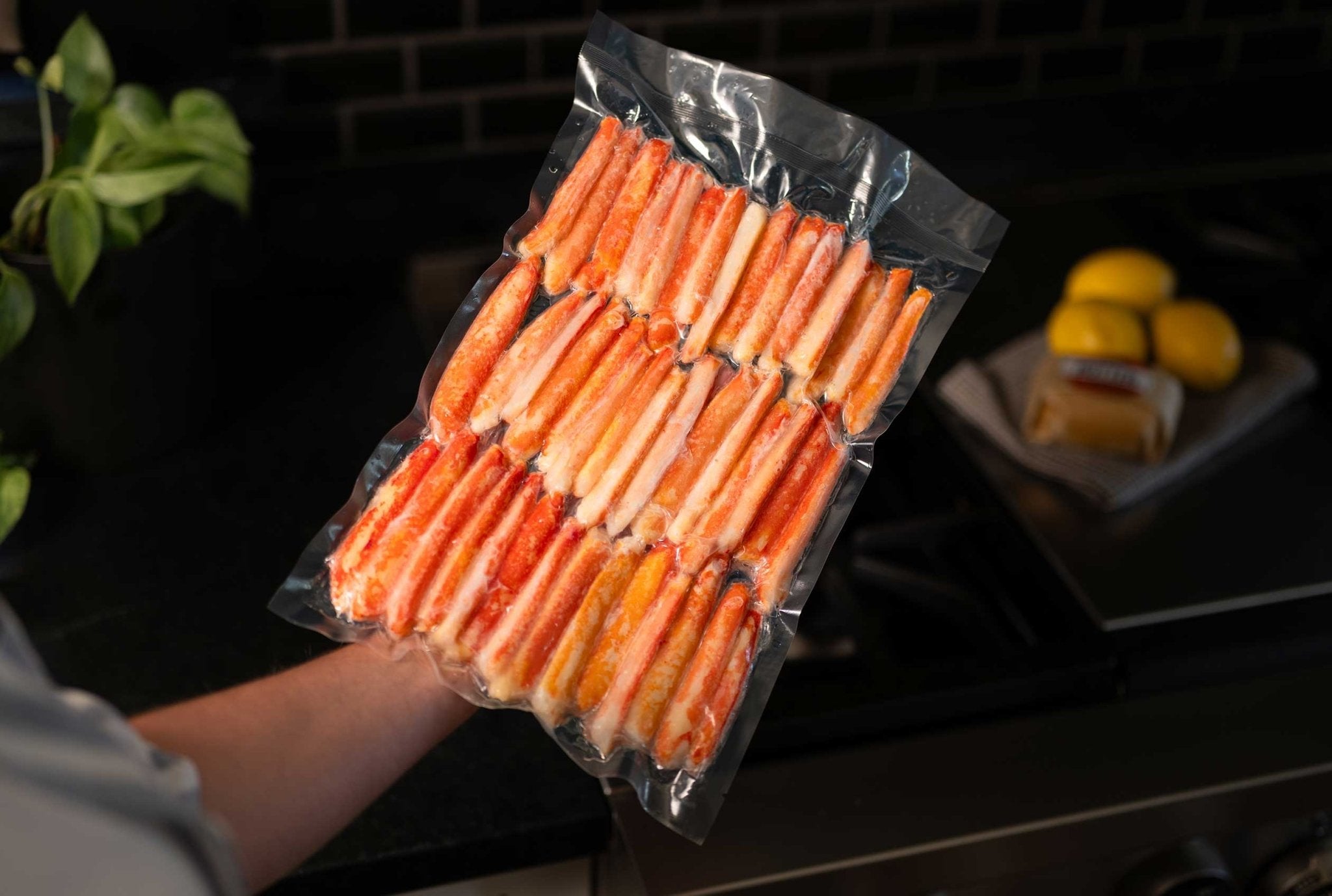 Lobster Claw & Snow Crab Leg Meat Box - PrimeFish Seafood Co. - LUXPACK™